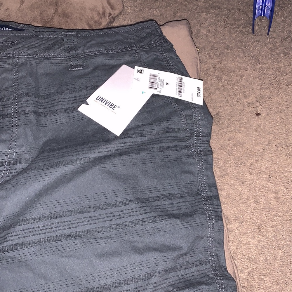 UniVibe Boys Chino Gunmetal Shorts - Picture 3 of 5
